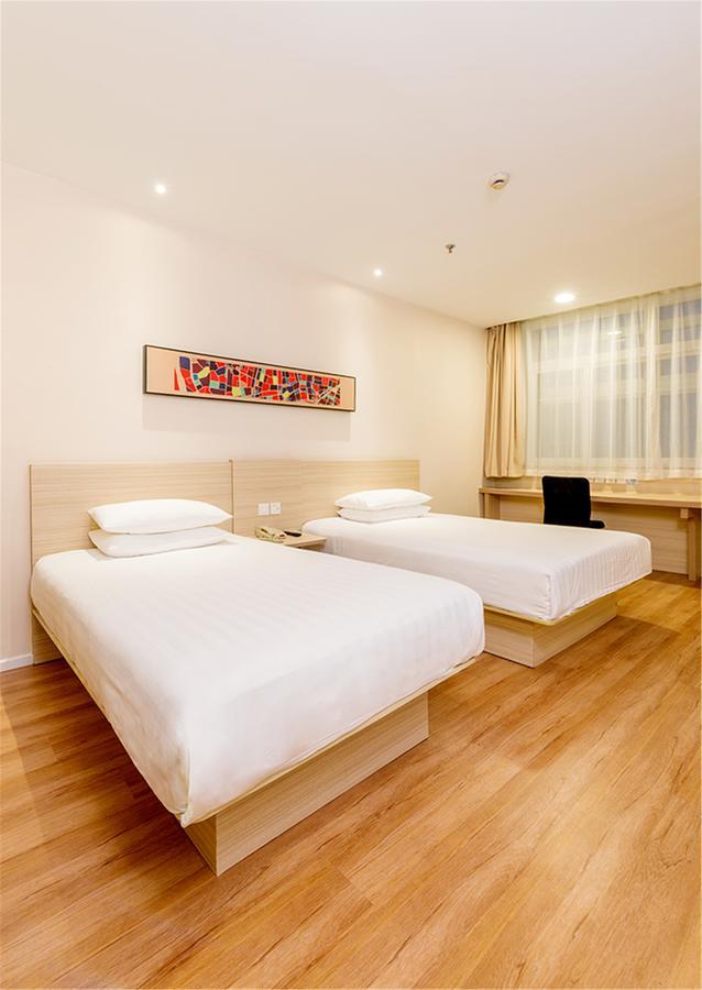 Hotel Hanting Changjiang South Road